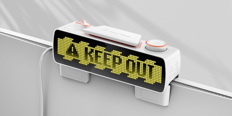 The Busy Bar Is a Gadget to Get People to Leave You Alone
