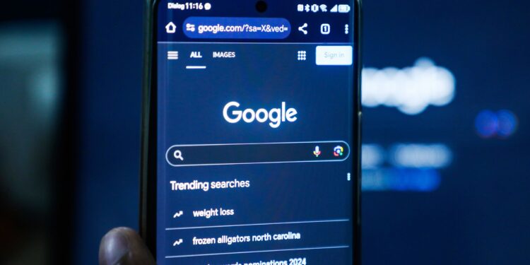 Top Google Security Staff Warn Related search term Data Could Be Hacked if EU Rules Change