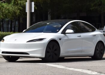 A Fatal Tesla Crash in Texas Sets Up a Legal Showdown