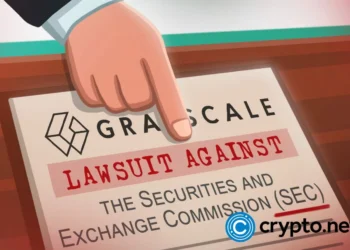 Grayscale nears Hyperliquid ETFs launch as fee race tightens