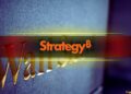 New Year Trends: Solana Whale Activity Signals Potential Rally While MSTR Faces Scrutiny