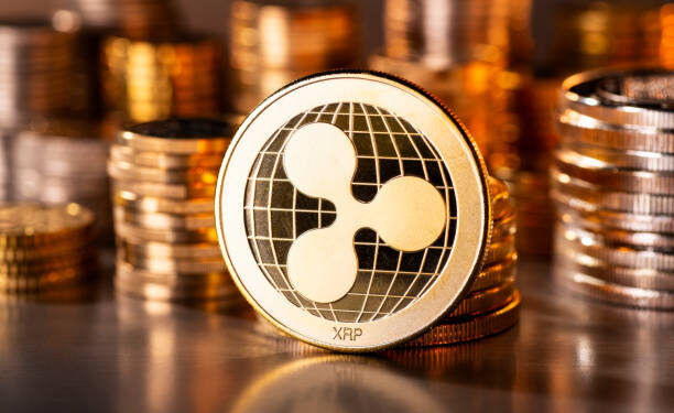 XRP Ledger Daily Fees Drop Below $400 As Network Activity Question Returns