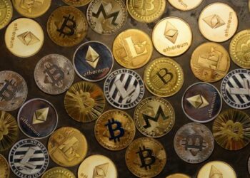 Crypto’s Liquidity Outlook Darkens as Fed Hawkish Pivot Pushes Hike Odds to 77%