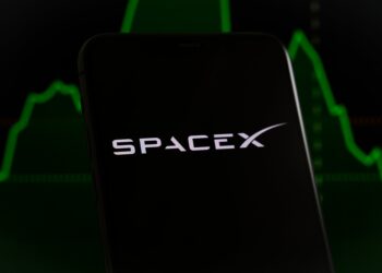 SpaceX stock alternative drops Tuesday as tech stocks plunge: What could happen next.