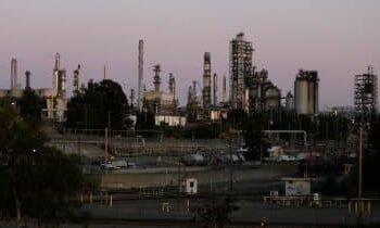 Oil prices rise as US and Iran trade airstrikes, sending ripples through crypto markets