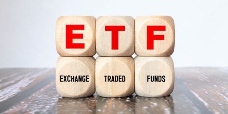HYPE ETFs Pull in $111 Million as Bitcoin and Ether Funds Lose Over $2 Billion