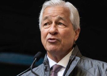 ‘It’s Like a Little Tsunami’: JPMorgan’s Dimon Warns on Stock Bull Market While Bitcoin Lags