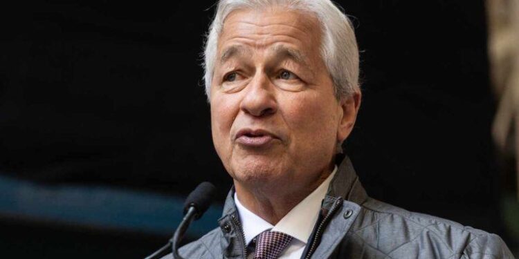 ‘It’s Like a Little Tsunami’: JPMorgan’s Dimon Warns on Stock Bull Market While Bitcoin Lags