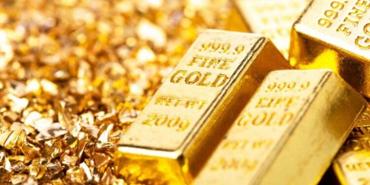 Robert Kiyosaki Calls Gold Price Drop ‘Great News,’ Plans to Buy More