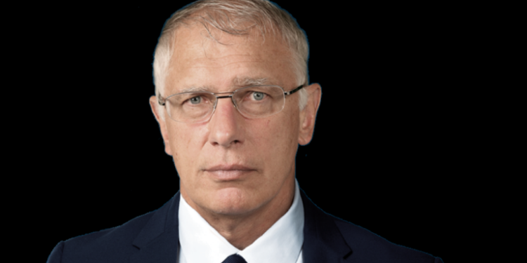 $40 Trillion Debt Warning: Doug Casey Sees Greater Depression Risk for US Economy