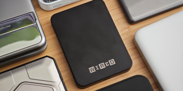 The Best MagSafe Power Banks for iPhone and Android, Plus Ones to Avoid