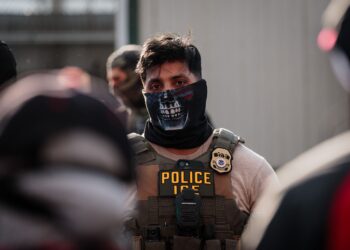 States Want ICE Agents to Show Their Faces. The Trump Administration Is Blocking Them