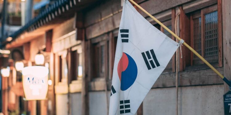 South Korea Stock Crash Could Drag Bitcoin Below Key Support: Analyst