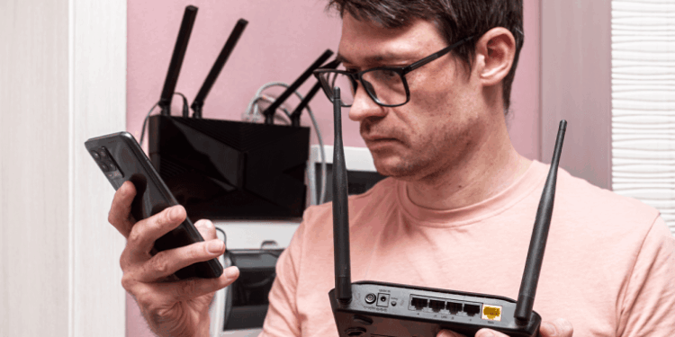 An Easy-to-Miss Radio Traffic Jam Is Behind Many Home WiFi Slowdowns
