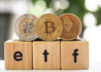 Blackrock Ignites Crypto ETF Comeback as Bitcoin, Ether Flows Turn Green