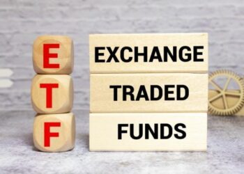 Experts Say June $4.5B ETF Exit Reflects Macro Shift, Not Bitcoin Weakness