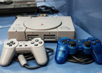 PlayStation disks are done. Fans feel betrayed. Heres why.