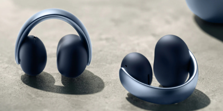 The Soundcore AeroClip earbuds are $20 off and come with a free Soundcore Select 4 Go speaker