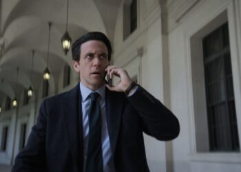 Silo Season 3, episode 3: Who is the mysterious gray-haired man?