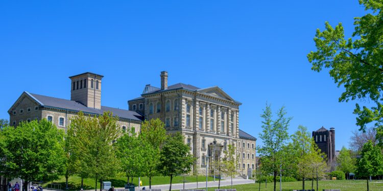 Lawsuit says AI tool disproportionately places Black prisoners in maximum security in Ontario