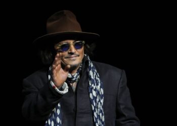 Bah, humbug: Johnny Depp wipes his grid for Ebenezer