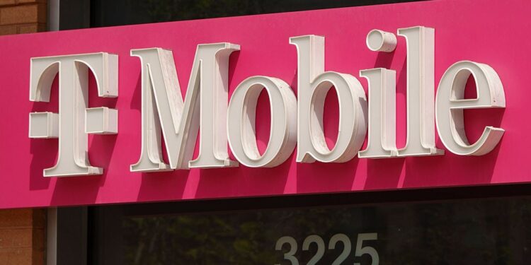 T-Mobile is down. Social media users are not taking it well.