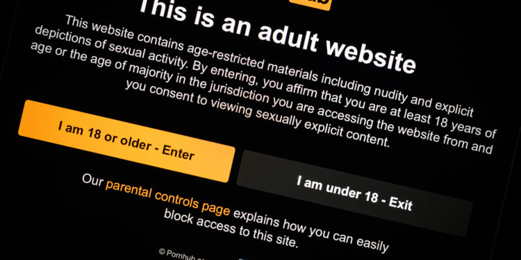 How to unblock Pornhub for free