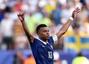 How to watch Paraguay vs. France online for free