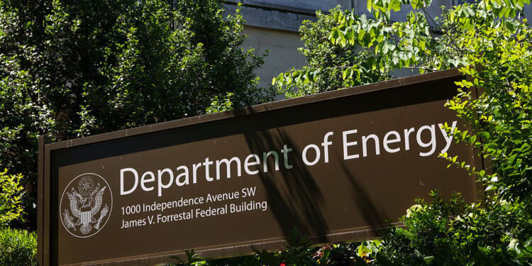 White House purges thousands of web pages about energy saving during heatwave