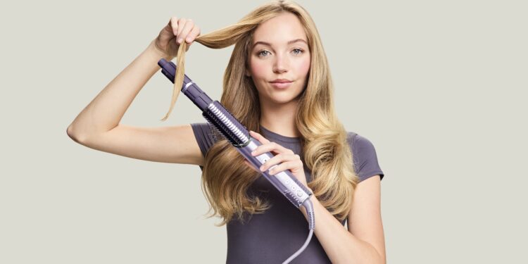 A new Shark FlexStyle for creating the best curls possible just dropped