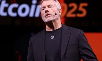 Michael Saylor calls proposed blockchain cleanup a bad idea, publishing 110 reasons against BIP-110