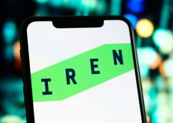 IREN Lands $2.8B in AI Contracts as Demand Pushes Target Above $4B