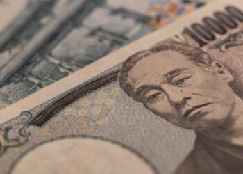 ‘The Clearest Macro Risk to Bitcoin’: Why Bitfinex Is Warning Investors About the Yen Carry Trade