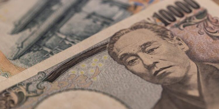 ‘The Clearest Macro Risk to Bitcoin’: Why Bitfinex Is Warning Investors About the Yen Carry Trade
