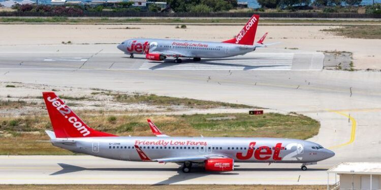 British Airline Jet2 Shares Jump 9% After $536M Fuel Hedge Gain Offsets Middle East Travel Fears