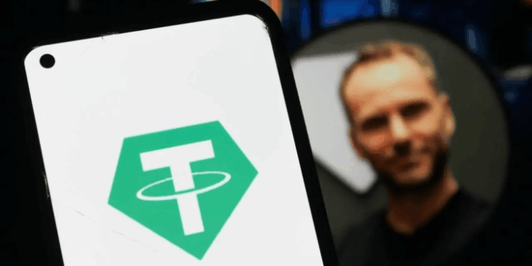 Stablecoin Shakeup: $12 Billion Disappears in 2 Months While Tether Refuses to Flinch