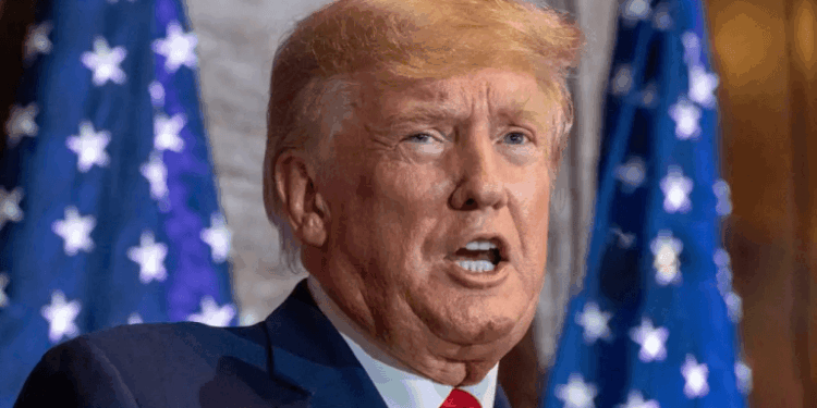 White House Touts ‘Trump Coin’ as TRUMP Memecoin Holders Sit on $3.81 Billion in Losses