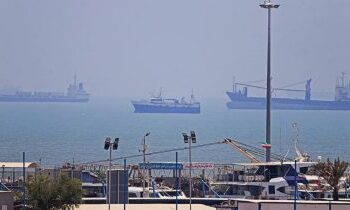 Iran and Oman talks on Strait of Hormuz carry big stakes for oil markets and crypto