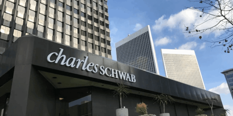 $13T Asset Manager Charles Schwab Adds 3 Altcoins to Its Crypto Push