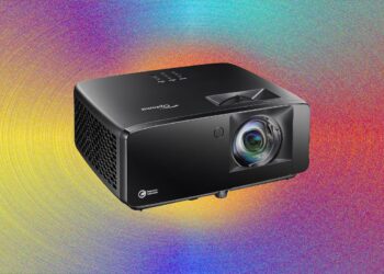 Optoma GT2400HDR Review: Ace Projector for Golf Simulation