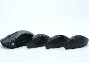 Razer Naga V3 Pro Review: Buttons Galore