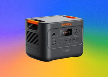 Best Solar Generators for Off-Grid Trips, RVs, and Home Backup