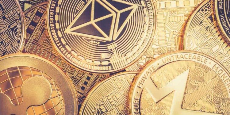 Altcoins Could See Up to 1,000x Returns Post-Pullback, Analyst Predicts