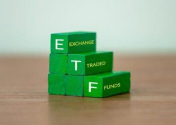 Bitcoin, Ether ETFs Pull In $706 Million as Crypto Demand Surges
