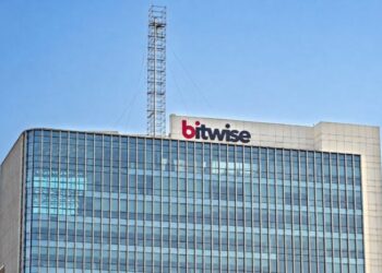 Bitwise CIO: Crypto Can Survive CLARITY Act Failure, Not the Wait