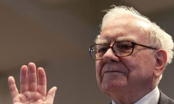 Warren Buffett and Greg Abel’s $366B cash pile sends a pointed message to Wall Street