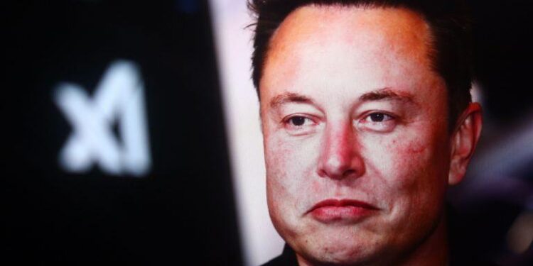 Tesla, SpaceX Pick Texas Site for Musk’s $16.8B Chip Plant