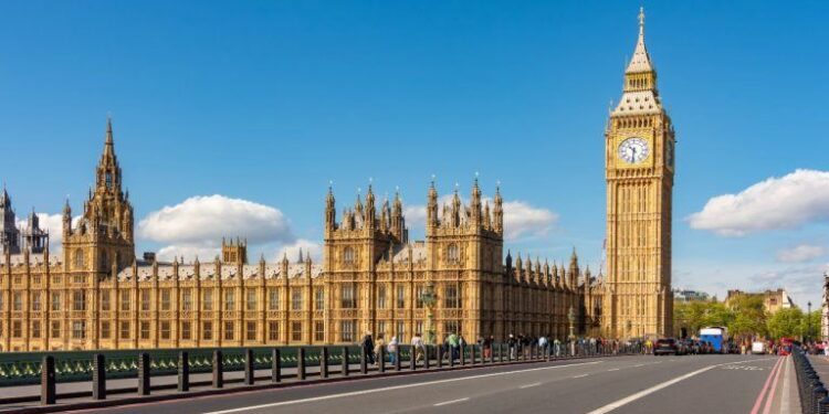 Ethics Probe Resumes After Pro-Crypto Farage Wins By-Election