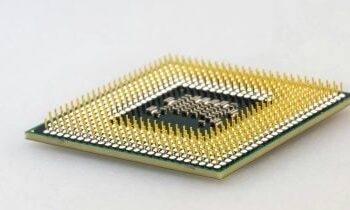 Chip stocks approach bull market as analysts express concerns