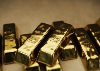 Bitfinex Signals Start of Bitcoin Price Bull Phase as Gold Tie Peaks